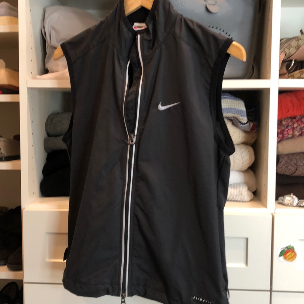 Nike Climafit nylon vest - size S